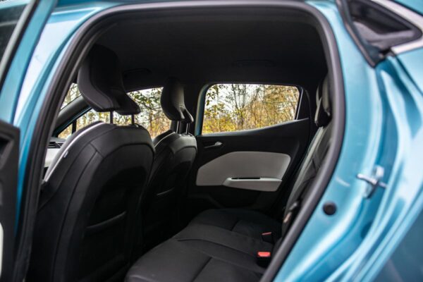 Renault Clio V wnętrze